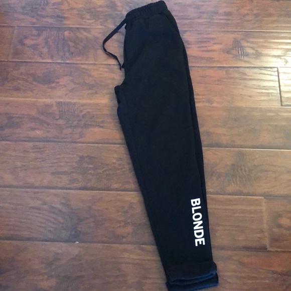 ☀️RESTOCK☀️BLONDE sweatpants higher waisted - Picture 2 of 4